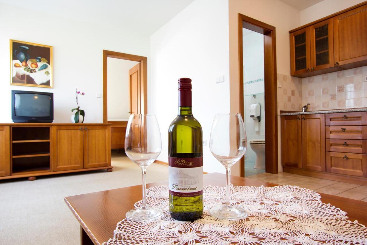Gostišče - Guest house STARI HRAST Ljutomer Extérieur photo