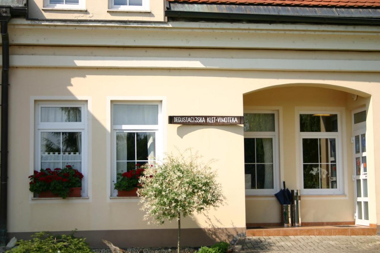 Gostišče - Guest house STARI HRAST Ljutomer Extérieur photo